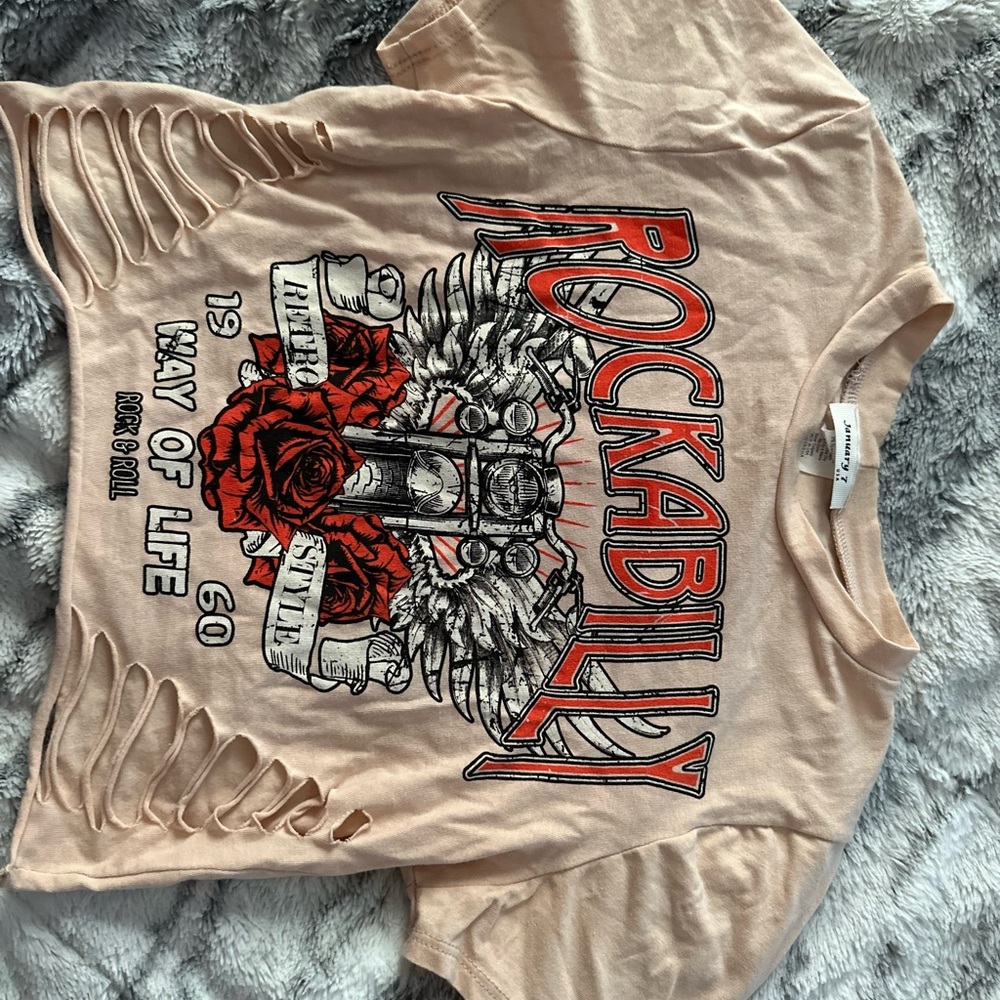 January 7 Peach Graphic Tee